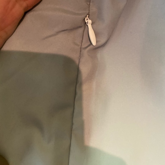 Vest - Picture 5 of 10